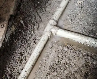 霞山漏水维修电话
